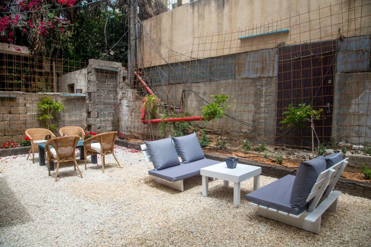 Roza Boutique - New 4 With Private Rose Garden 5 Min From The Port & Flea Market Guest house Tel Aviv