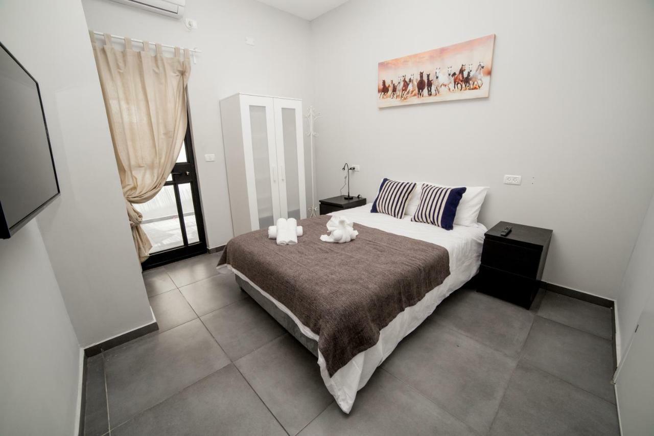 Roza Boutique - New 4 With Private Rose Garden 5 Min From The Port & Flea Market *