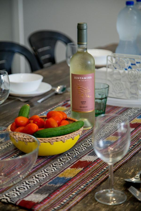 Guest house Roza Boutique - New 4 With Private Rose Garden 5 Min From The Port & Flea Market Tel Aviv