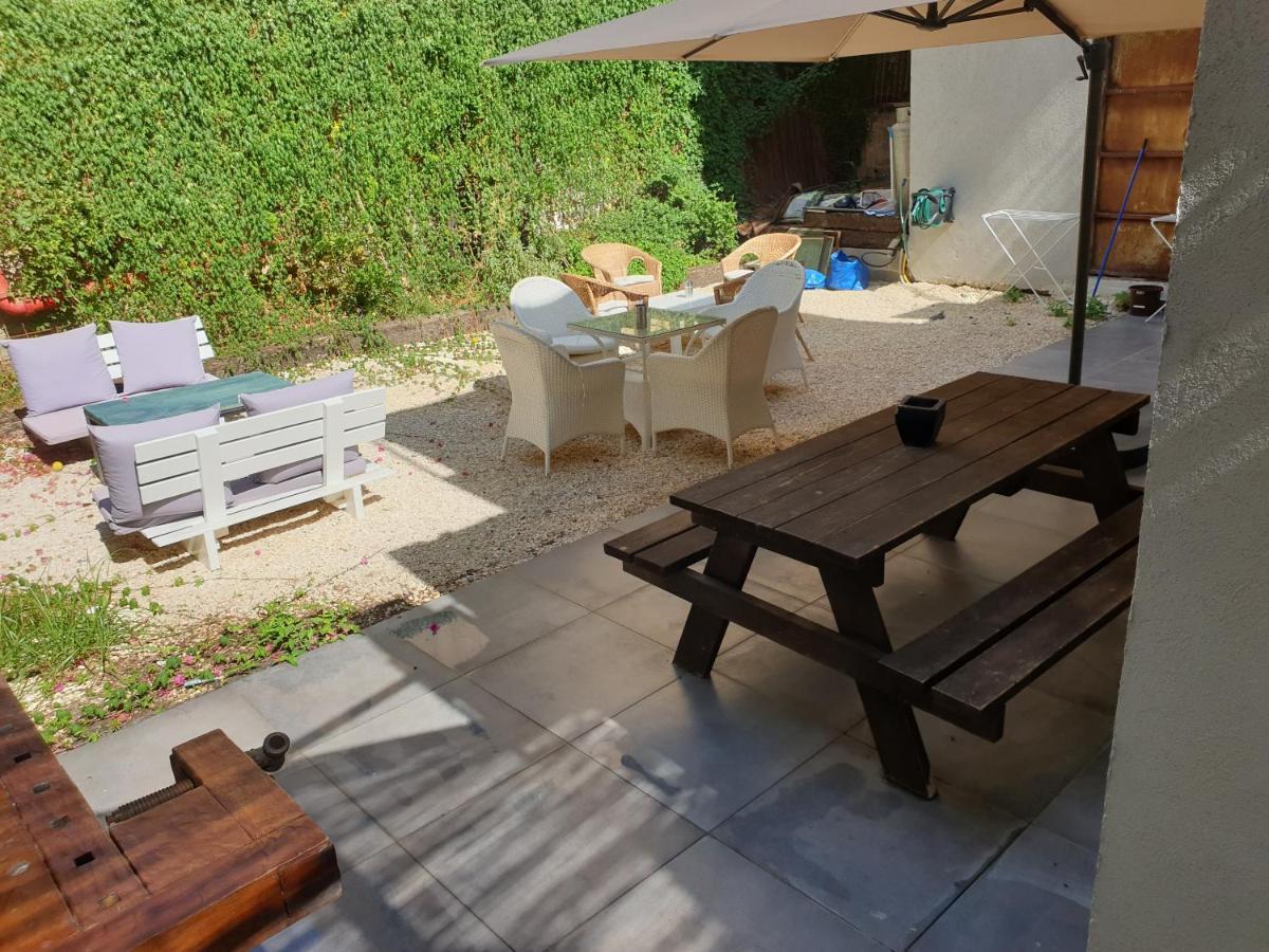 Roza Boutique - New 4 With Private Rose Garden 5 Min From The Port & Flea Market Tel Aviv